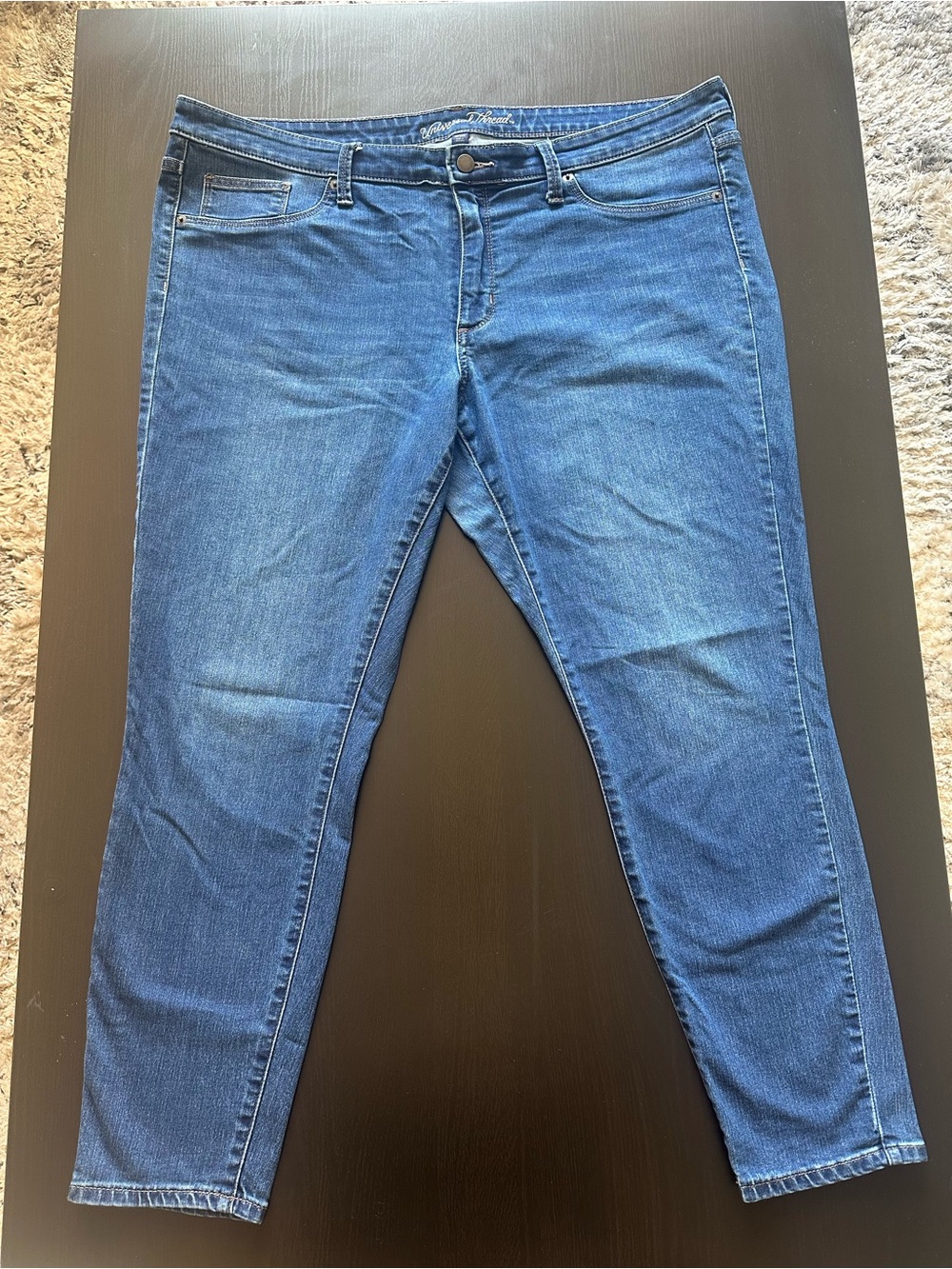 Universal Thread Women's Skinny Jeans in Medium Blue Wash